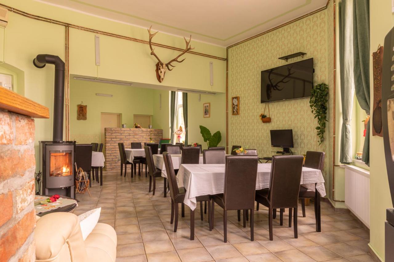 Hotel Kuca Za Odmor Baranjski Dvori Zmajevac Esterno foto