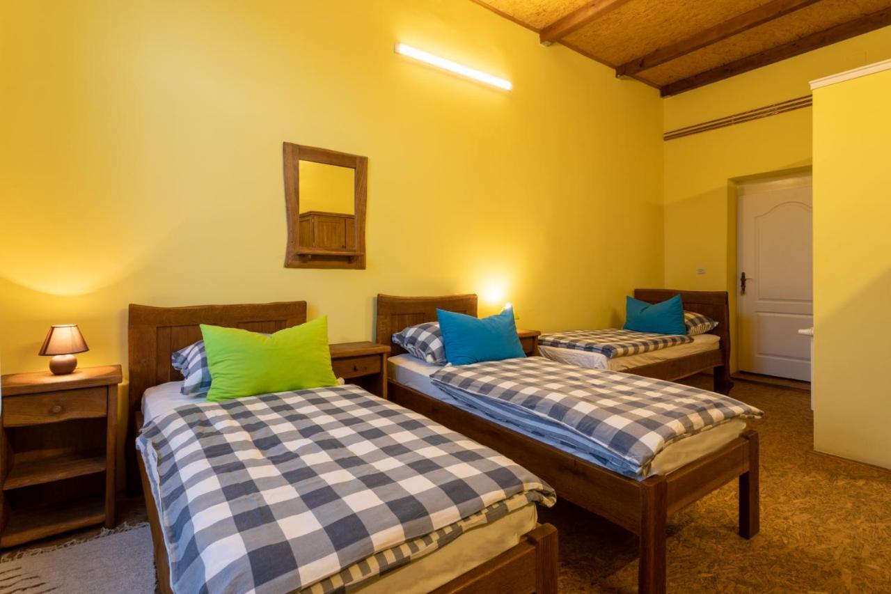 Hotel Kuca Za Odmor Baranjski Dvori Zmajevac Esterno foto