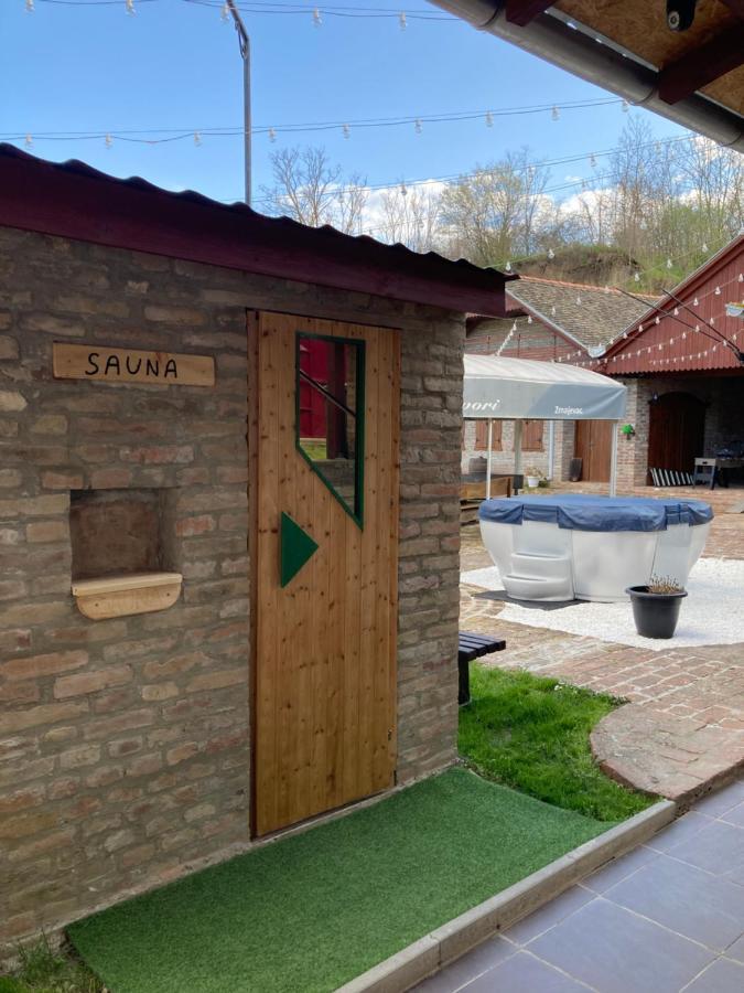 Hotel Kuca Za Odmor Baranjski Dvori Zmajevac Esterno foto